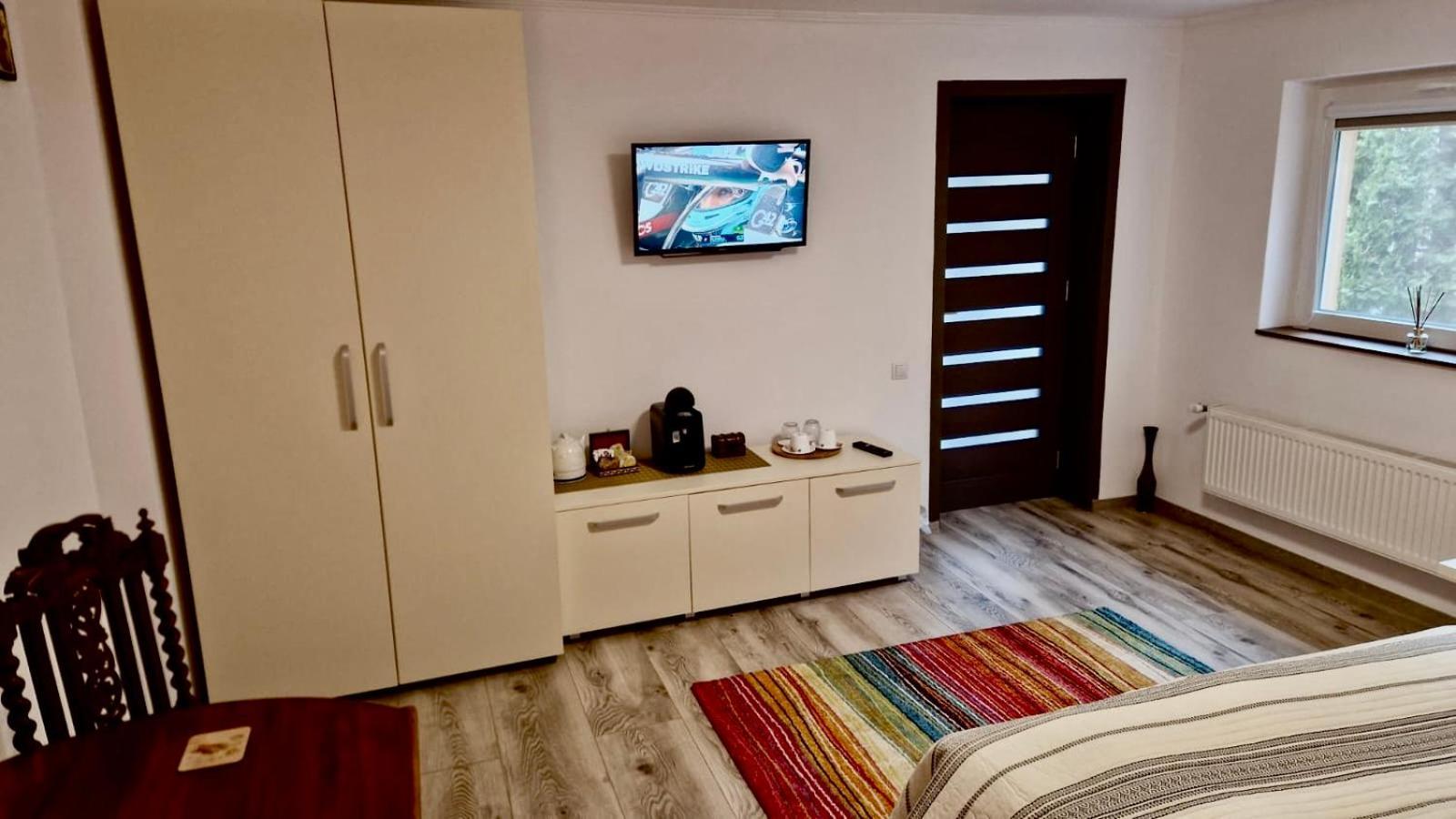 Casa Teo Hotel Buzau Bagian luar foto