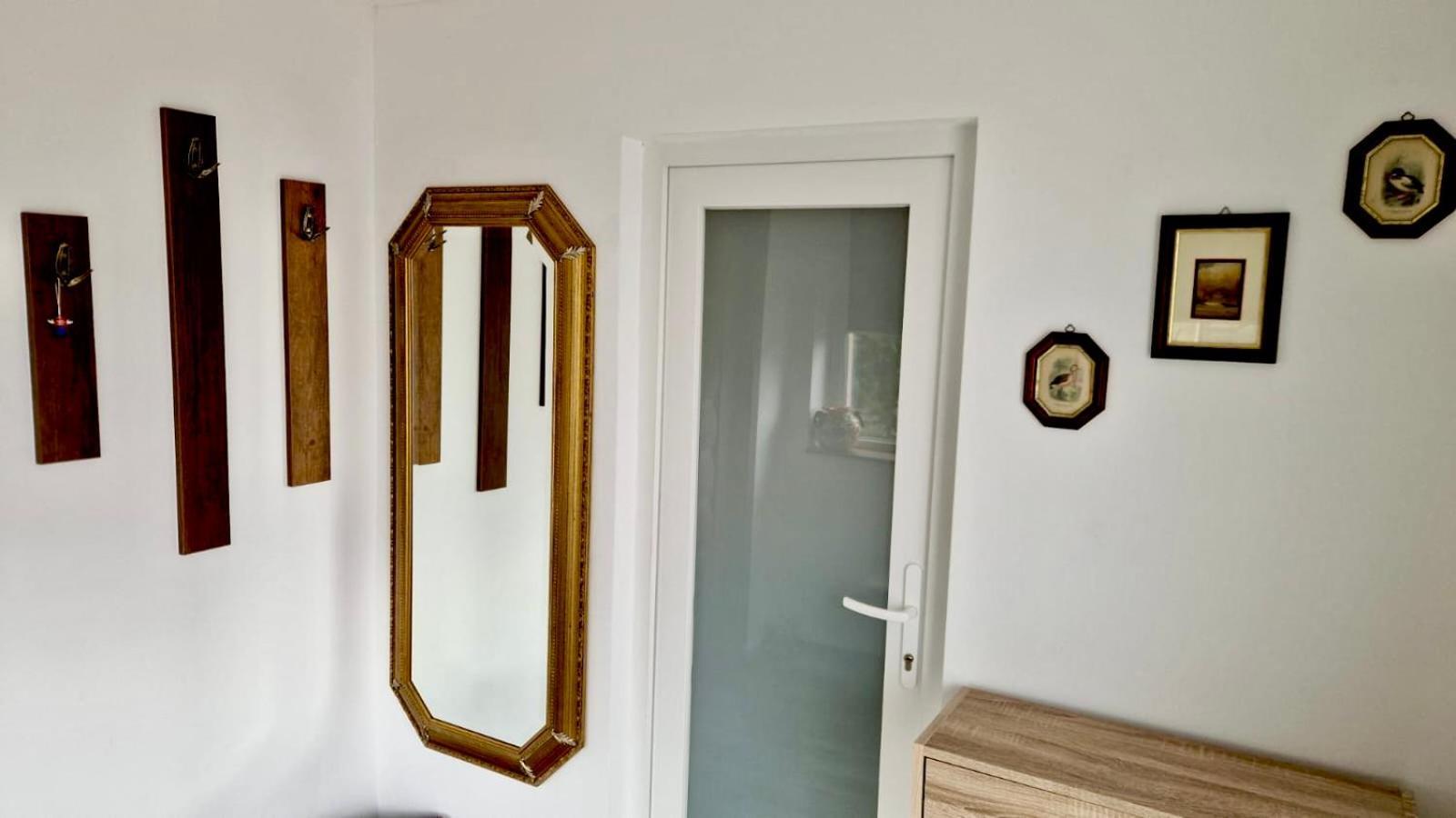 Casa Teo Hotel Buzau Bagian luar foto